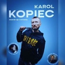 Plakat für Karol Kopiec Stand-up-Comedy-Show.