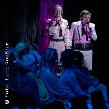 Das vierte Treffen, © links im Bild