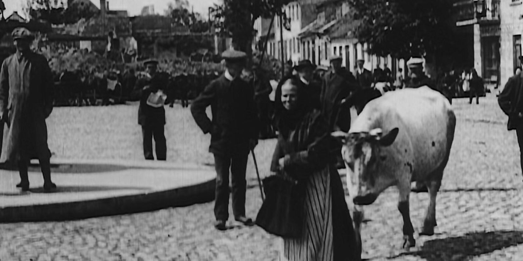 Marktszene aus der masurischen Kreisstadt Neidenburg, © Neue Lloyd Filmdistribution