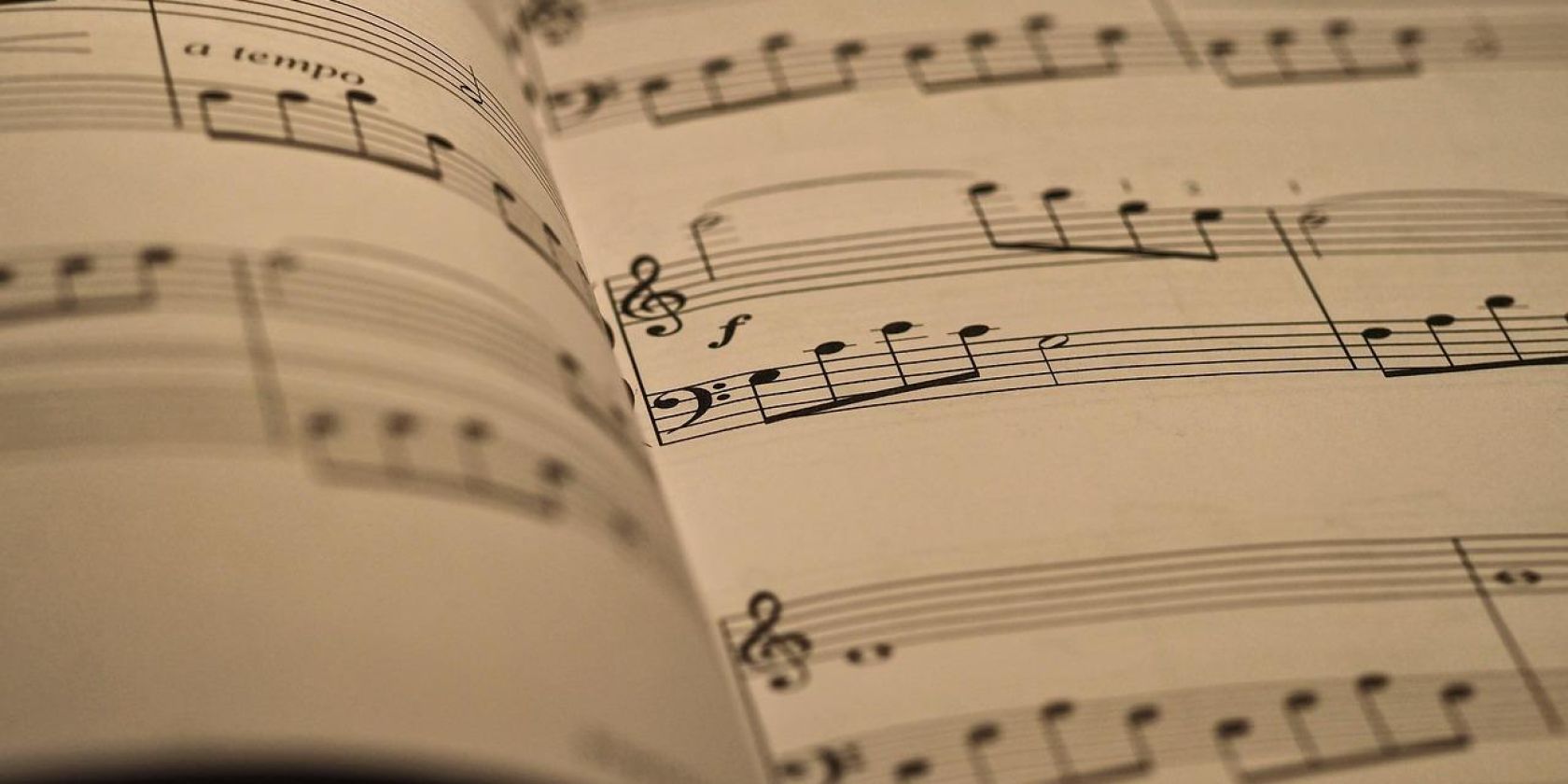Kirchenmusik, © Bild von Ralf Ruppert auf Pixabay