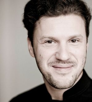 NDR Elbphilharmonie Orchester / Nikolai Lugansky / Stanislav Kochanovsky