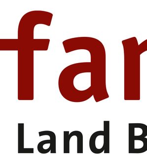 Logo von pro familia Land Bremen mit orange-rotem Design.