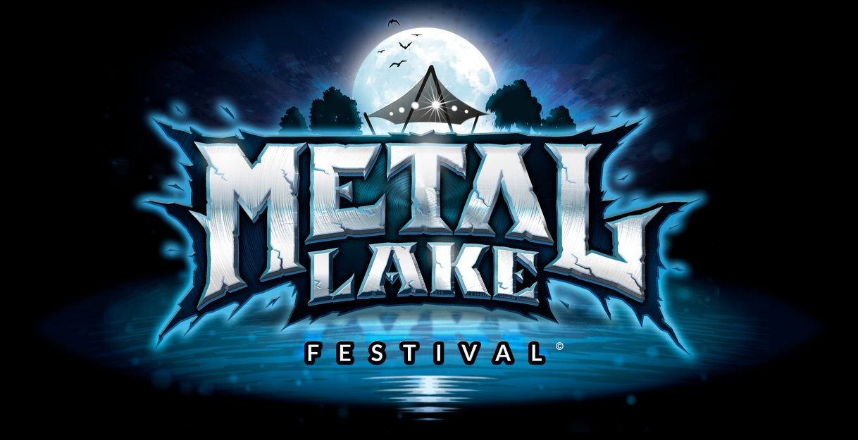Logo des Metal Lake Festivals mit Vollmond und Zelt im Hintergrund.