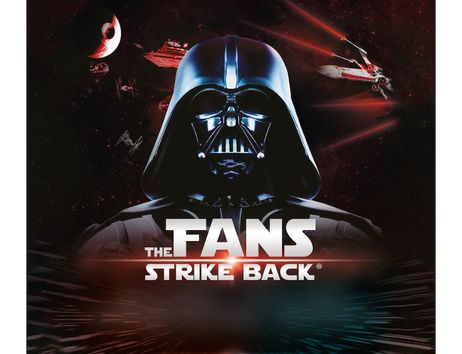 Poster der Ausstellung 'The Fans Strike Back' mit Darth Vader und Raumschiffen im Weltraum.