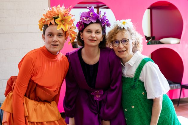Gehörlosen Theaterverein Dortmund e.V: Das geschlossene Haus