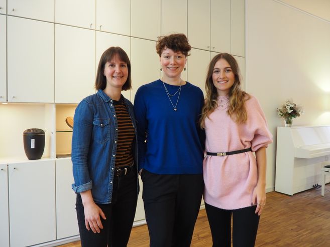 Julia Koch, Anne Kathrin Lewerenz, Charlotte Lehr: Bestatterinnen im Hamburg Leuchtfeuer Lotsenhaus
