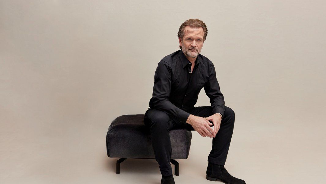 Czech National Symphony Orchestra / Sebastian Knauer / Sarah Hicks