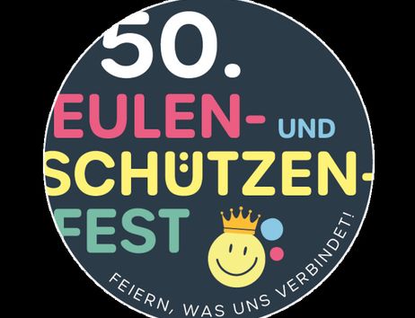 Logo des 50. Eulen- und Schützenfestes mit buntem Text und einem lächelnden Smiley mit Krone.