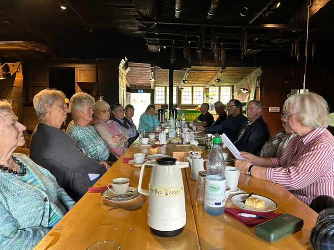 Kaffeetafel im Rieck Haus mit den Plattsnackern