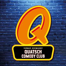 Quatsch Comedy Club Hamburg - Die Live Show, © links im Bild