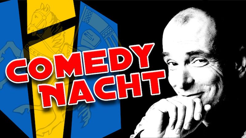 Plakat für die Comedy Nacht im SPEICHER Schwerin mit einem lächelnden Mann und buntem Hintergrund.