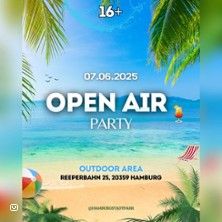 16+ Open Air Hamburg, © links im Bild