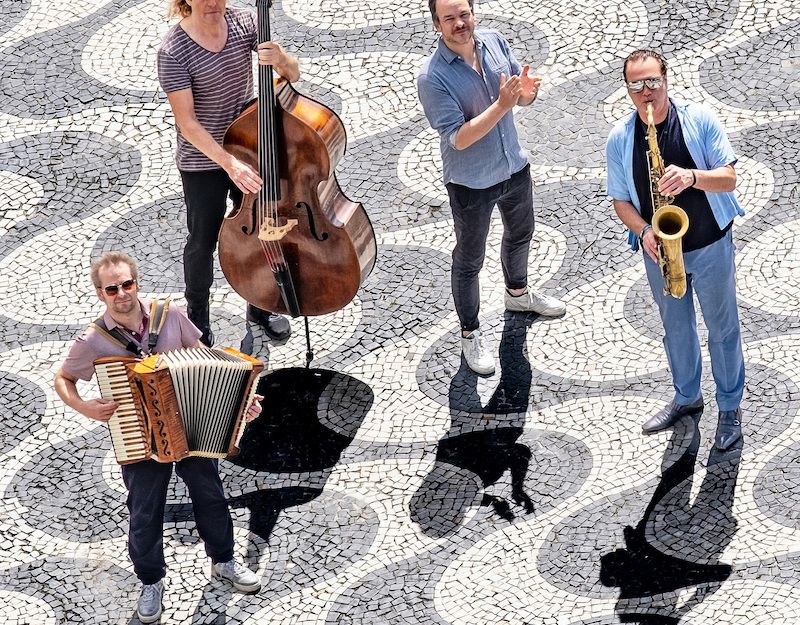 Quadro Nuevo - mit dem Programm "HAPPY Deluxe"