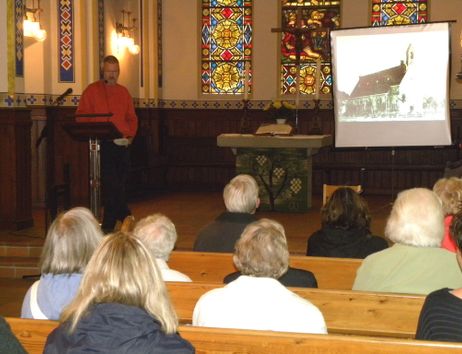 Vortrag in einem Denkmal (Kirche)