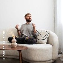 Patrick Salmen - Yoga gegen Rechts
