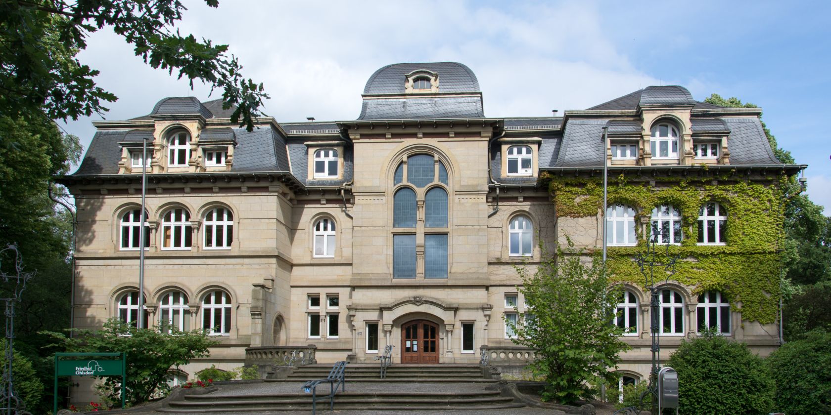 Friedhof Ohlsdorf Verwaltungsgebäude, © Johannes Beschoner