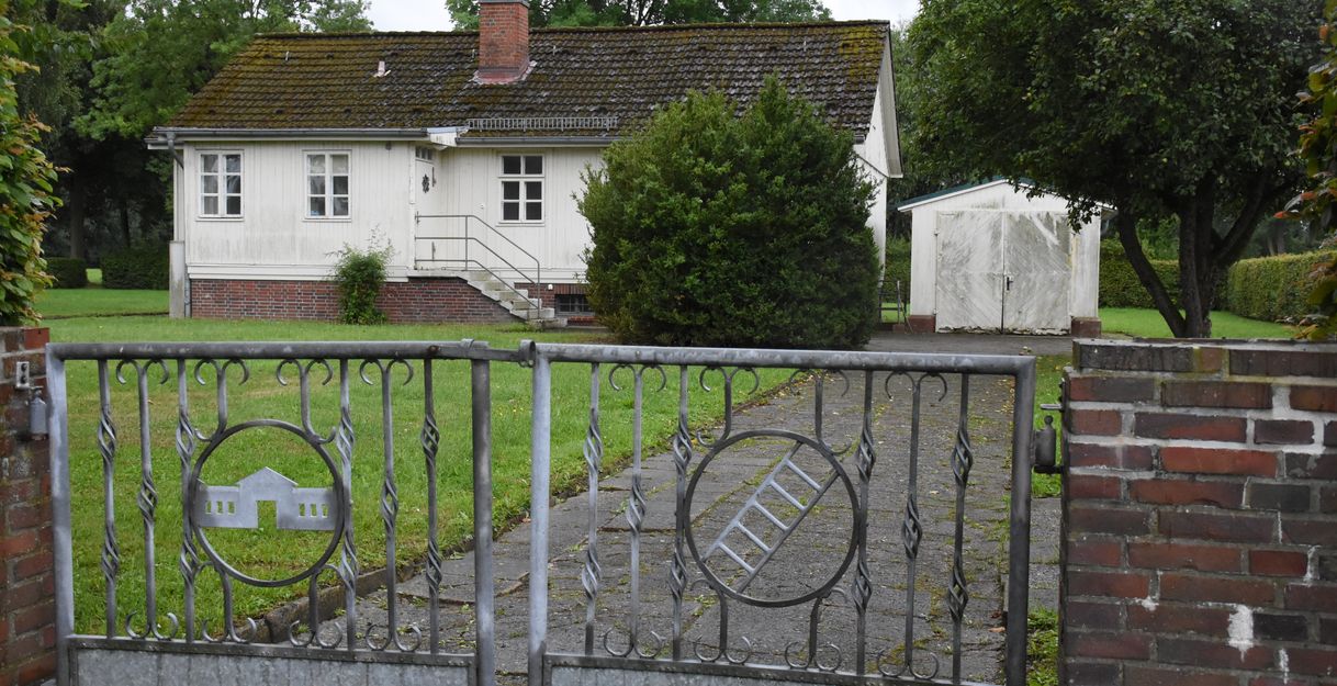 Ehemaliges Kommandantenhaus in der KZ-Gedenkstätte Neuengamme