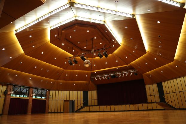 Der Saal bietet viel Platz für Konzerte., © Gemeinde Seevetal