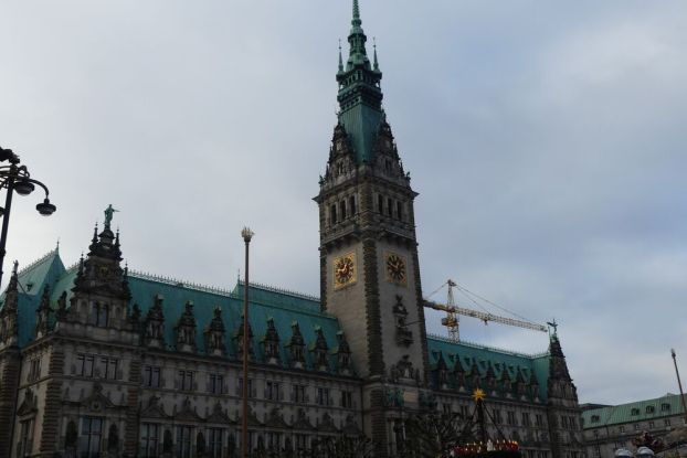 Stadtführung Hamburg_Gesamtfassade Rathaus Hamburg.JPG, © Sarah Janning-Picker