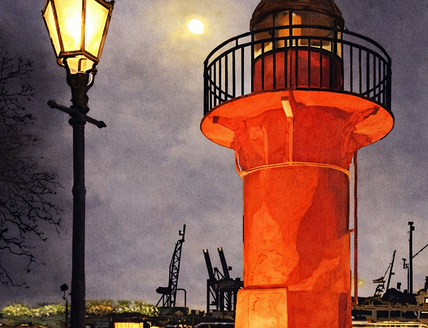 Ein roter Leuchtturm steht neben einer Straßenlaterne am Hamburger Hafen.