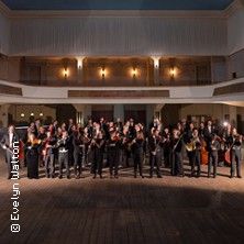 Sinfoniekonzerte - Stadttheater Bremerhaven, © links im Bild