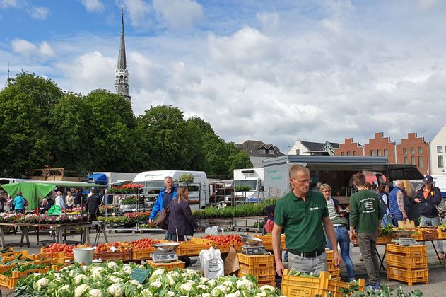 Traditioneller Wochenmarkt, Heide