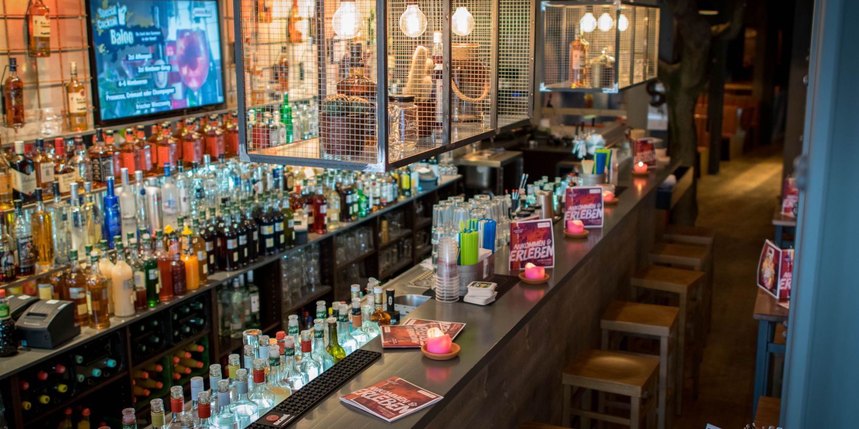Cocktails satt im Sausalitos, © SAUSALITOS Hamburg