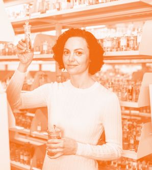 Jenna Moore in der Annelida-Sammlung