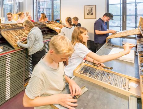 In der Buchdruck - Werkstatt