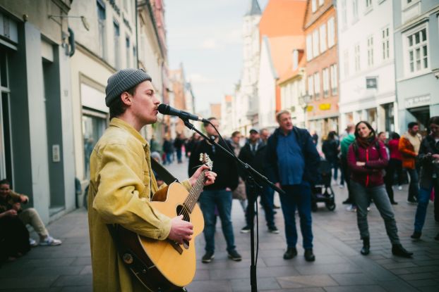 Erlebnis-Sonntag_Tag der Straßenmusik_Lüneburg Marketing GmbHMathias Schneider (2), © Lüneburg Marketing GmbH/ Mathias Schneider