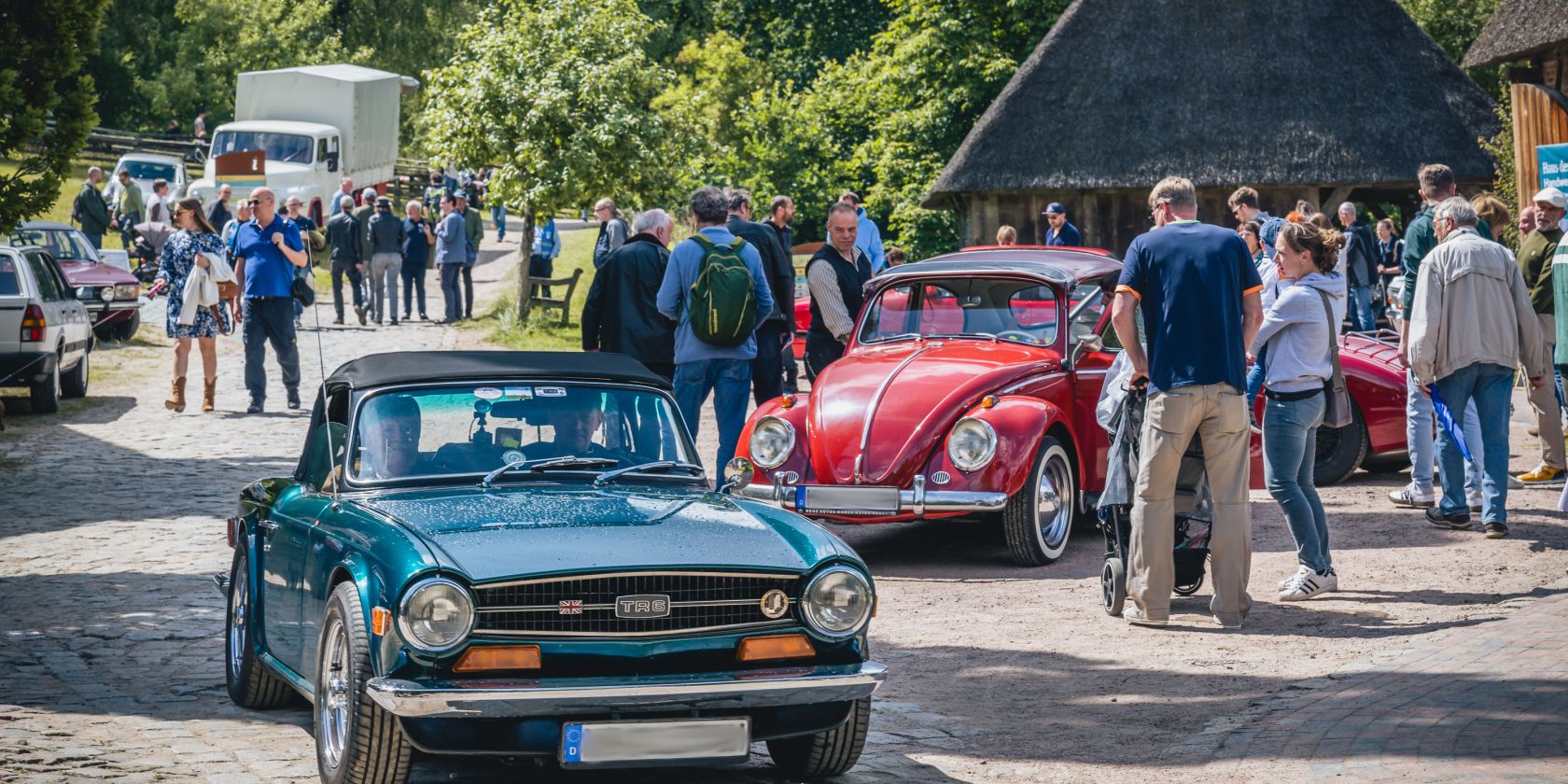 Blitzendes Blech beim Oldtimertreffen am Kiekeberg, © Freilichtmuseum am Kiekeberg, Kerstin Bittner