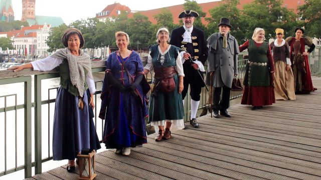 Historische Zeitreise - Kostümführung am Abend