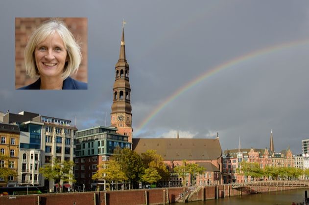 Kirche mit Regenbogen und eingeblendetem Porträt einer Frau.
