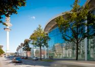 HMC / H.G. Esch, Ingenhoven Architects (HMCEI)