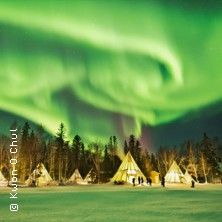 Aurora - Im Reich des Polarlichts, © links im Bild