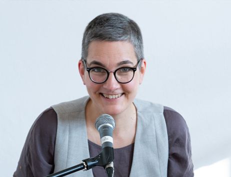 Portraitbild Mica Schrader