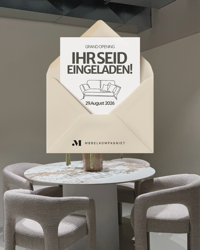 Einladung zur Eröffnung des neuen Møbelkompagniet Showrooms in Altona am 29. August 2026.